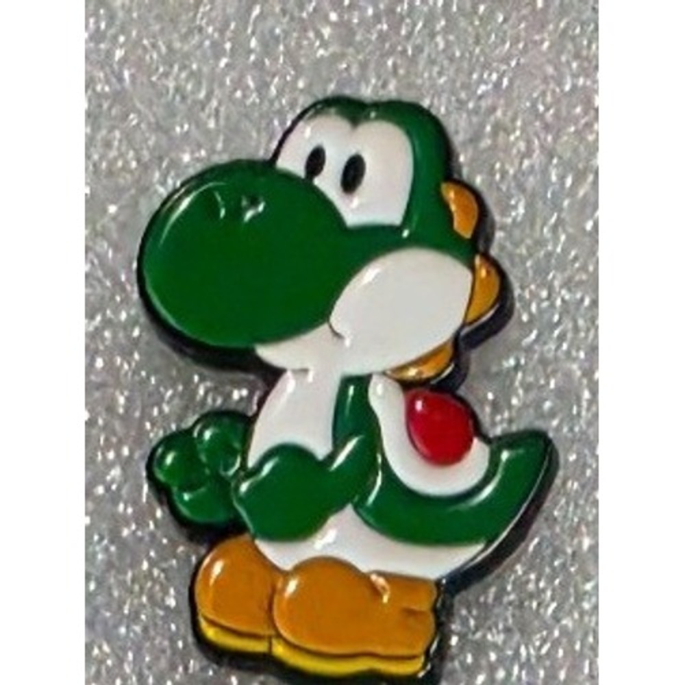 Nintendo Super Mario Yoshi Enamel Pin Green Dinosaur Video Game Lapel Pin